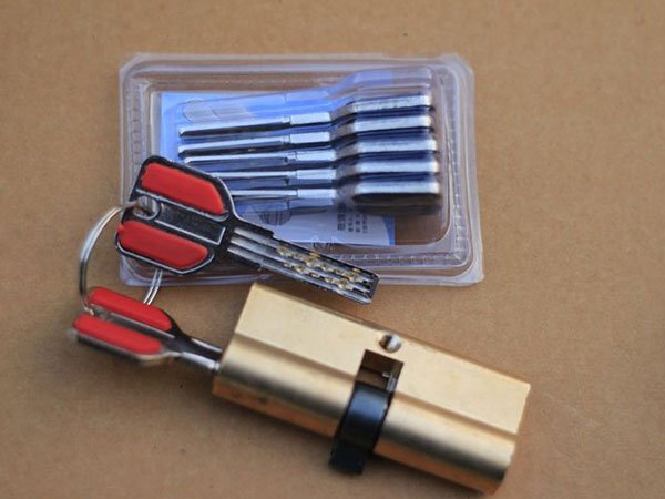 江北24小时上门开锁公司